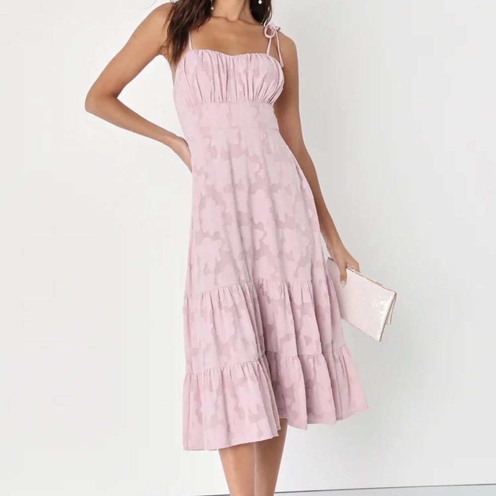 lulus light mauve jacquard tiered midi dress
